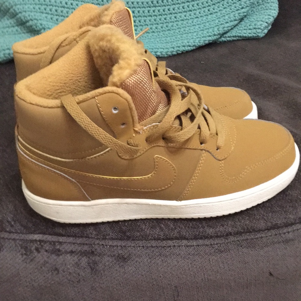 COPY - NIKE Force 1  SO CUTE EXCELLENT condition